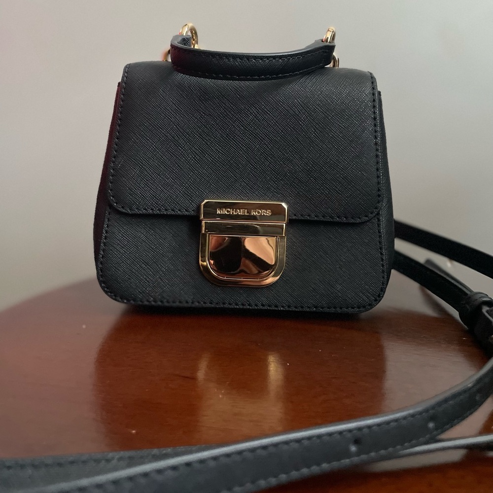 Michael Kors Bridgette Mini Crossbody Shoulder Bag Black Saffiano Leather Gold - Picture 3 of 12